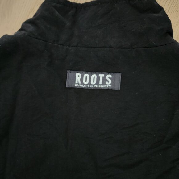 Women's Roots Black and Gray reversible Vest - Picture 4 of 11